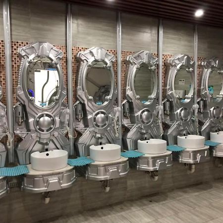 Zhuhai Dreamers Capsule Hotel Extérieur photo